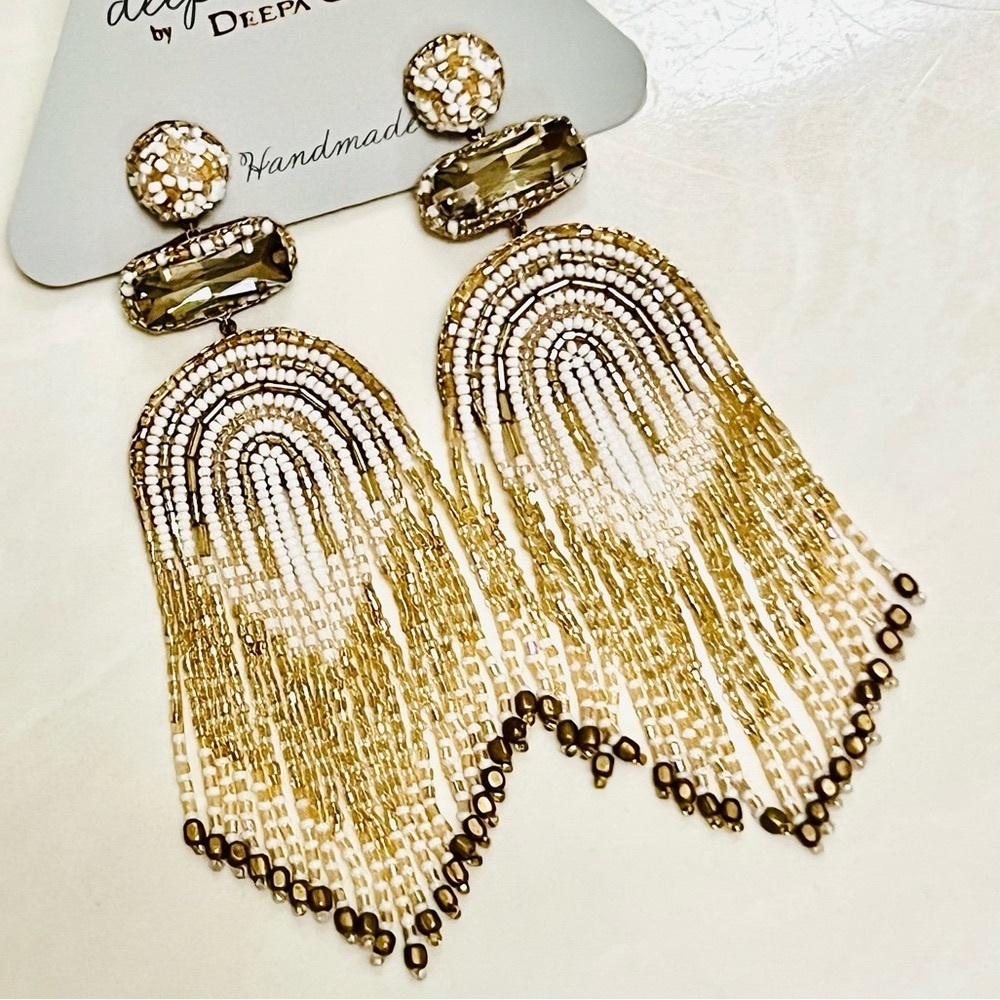 🌺🎉HP🎉🌺 NWT Deepa Gurnani Luxe Beaded Fringe Chandeliers - Picture 11 of 16
